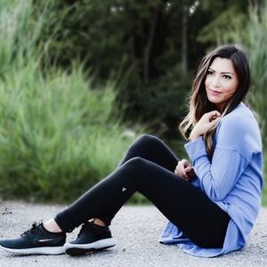 Crane & Lion Original Tight Leggings in Black NEW